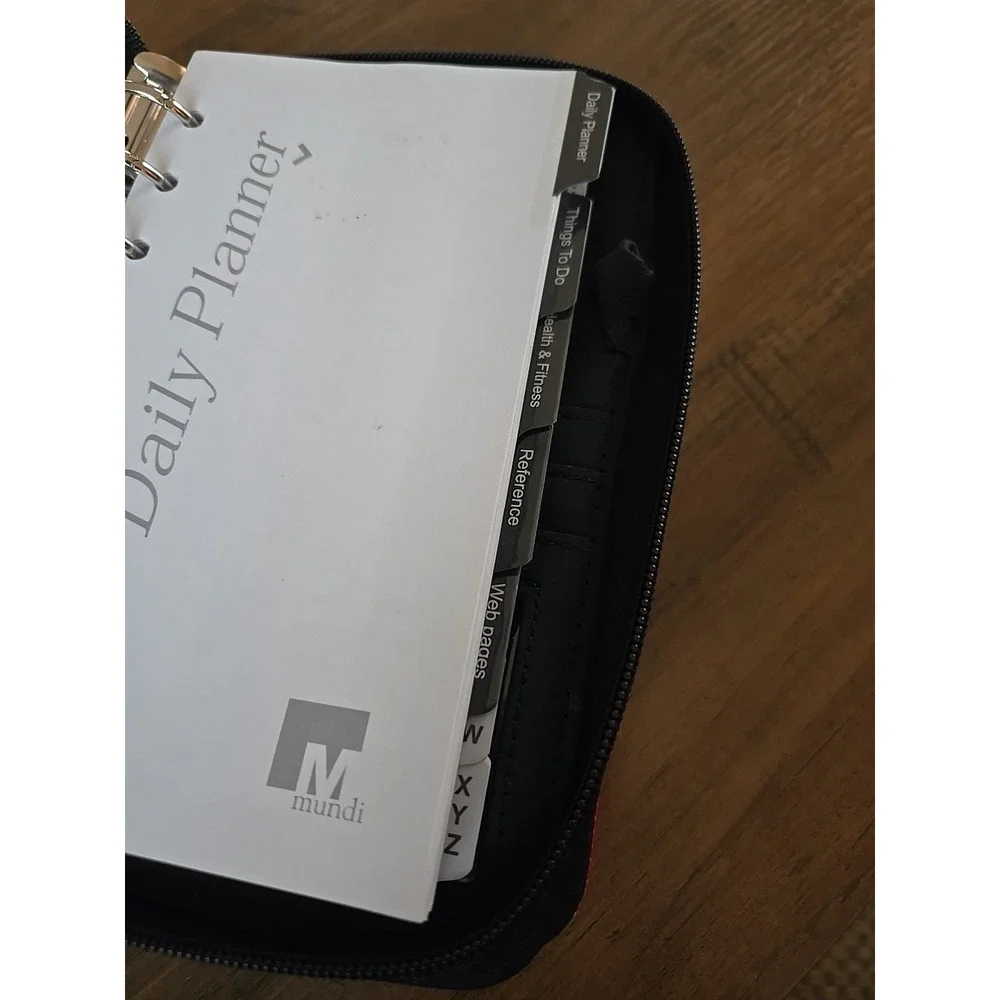 Mundi 2004-6 Daily Planner/ID Slots/Address Book/Month At Glance Red Fabric Zip